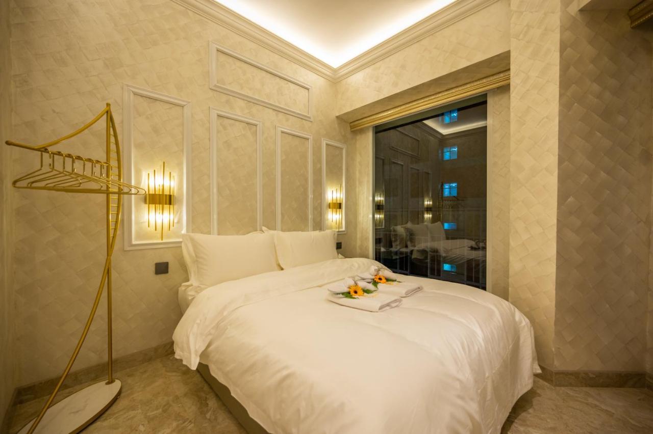 Acj @ Beside Cititel Hotel 4*